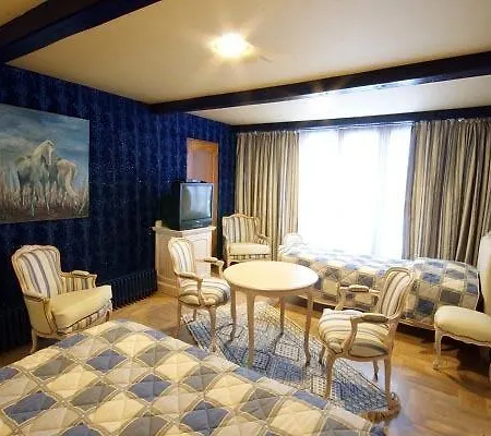 Les Wyllos Thiéblemont-Farémont